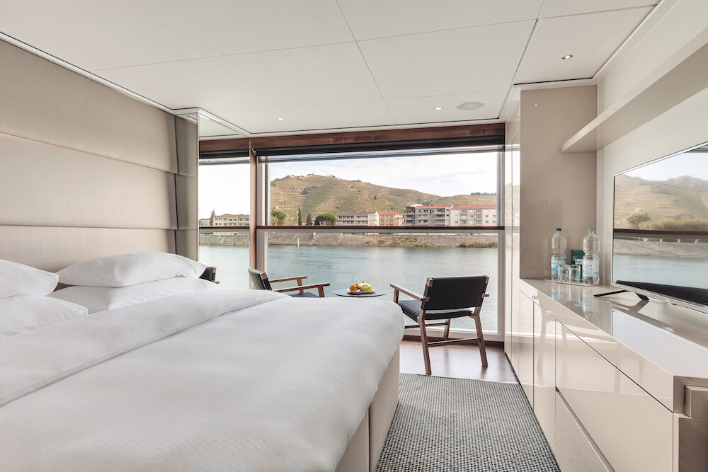 Emerald Panorama Balcony Suite