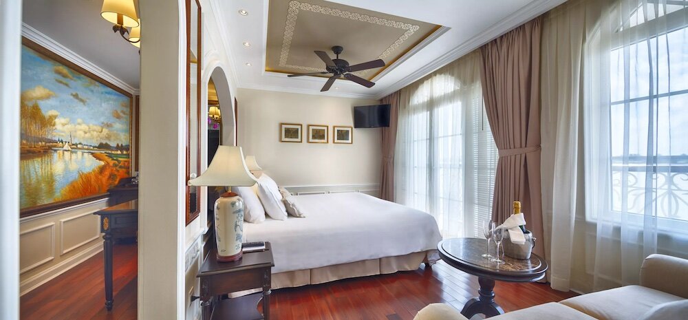 2-Bett Prestige Suite Oberdeck mit Privatbalkon Verpflegung laut Reiseverlauf