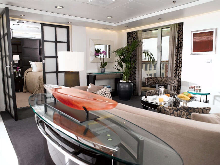 Oceania Suite mit Balkon