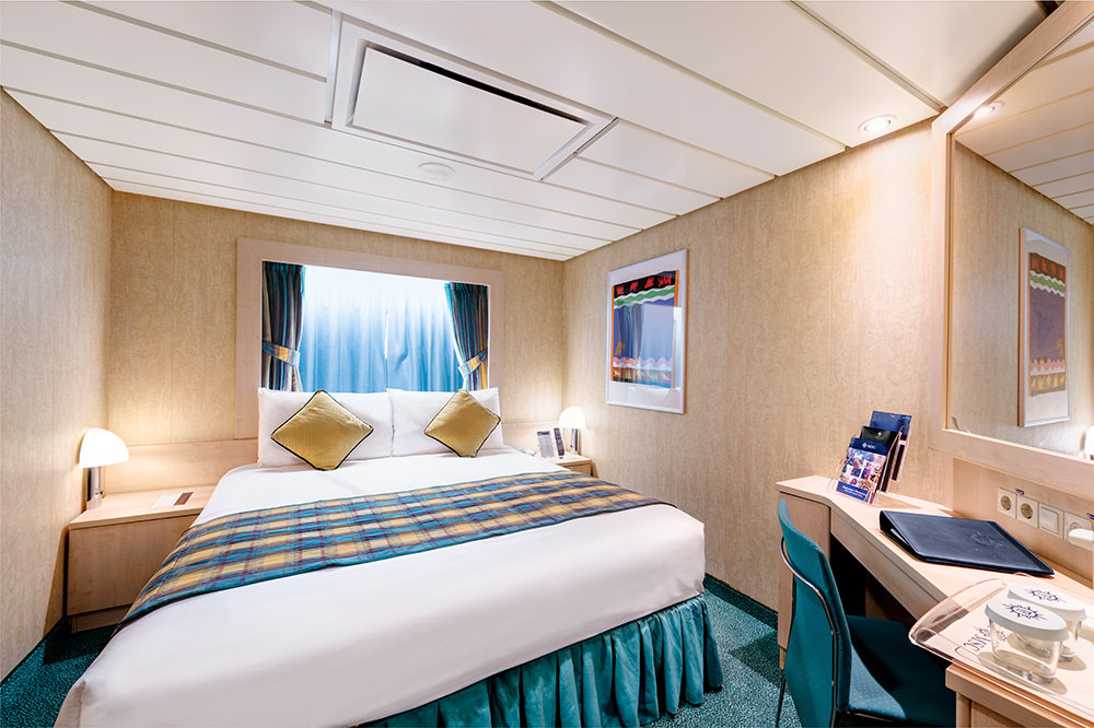 Junior Kabine mit Meerblick und teilweiser Sichtbehinderung auf der MSC Armonia