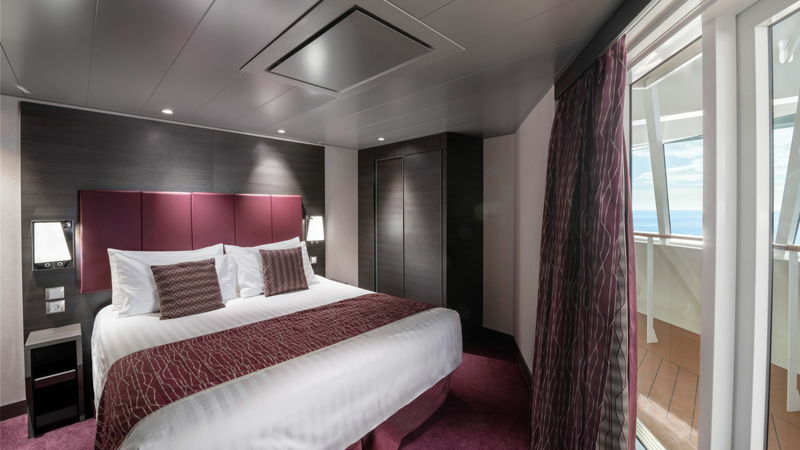 Premium Suite mit Terrasse und Whirlpool