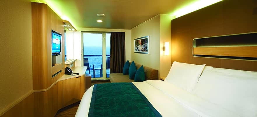 Solo Balcony Kabine mit Meerblick auf der Norwegian Getaway.