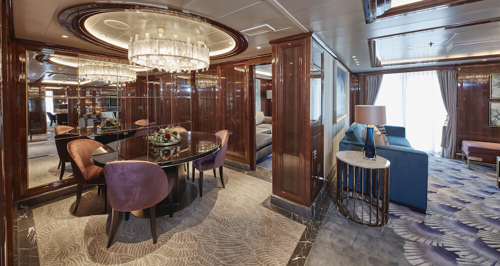 Queens Suite