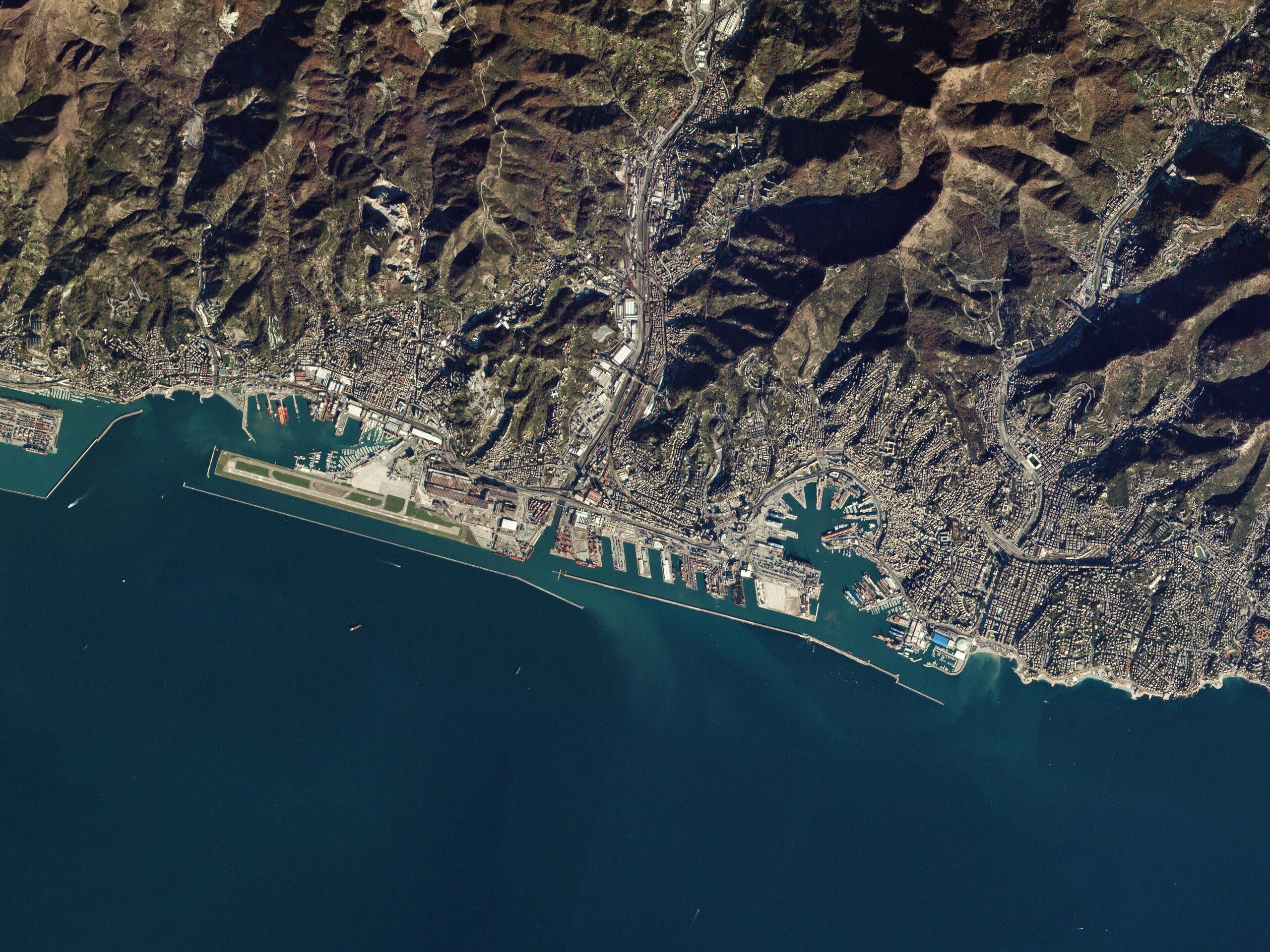 Kreuzfahrthafen Genua