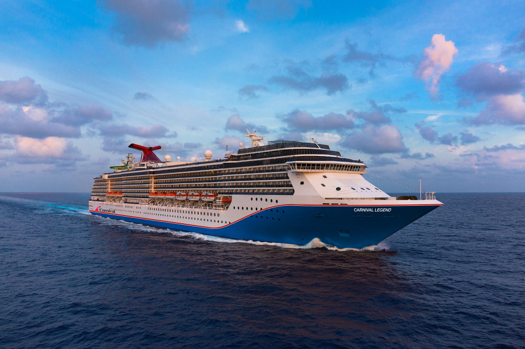 Carnival Legend — Kreuzfahrtschiff