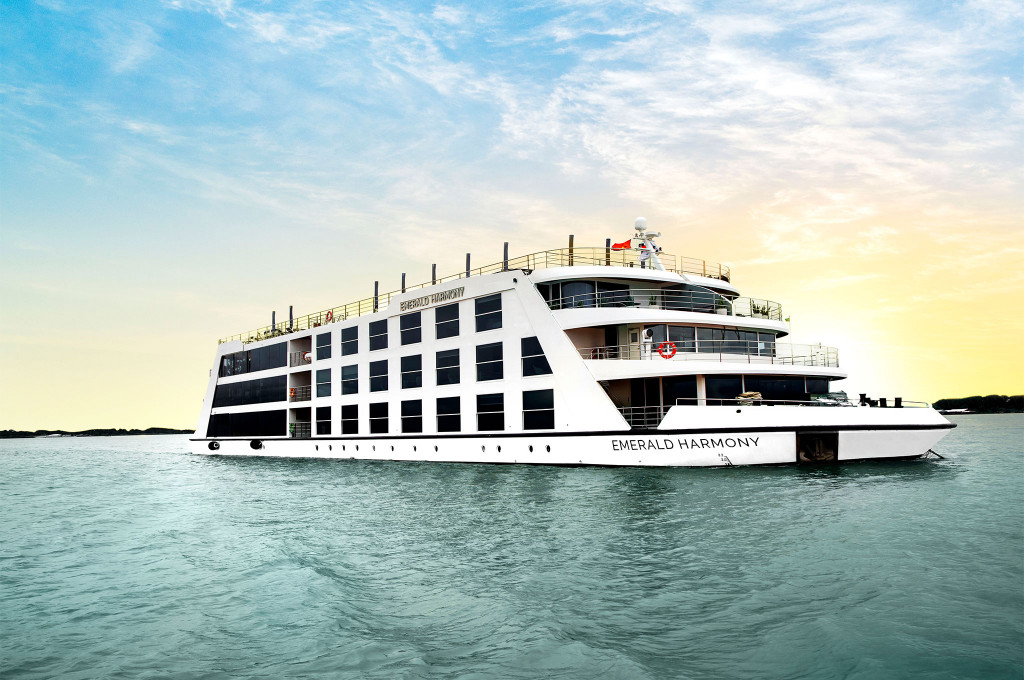Emerald Harmony — Kreuzfahrtschiff