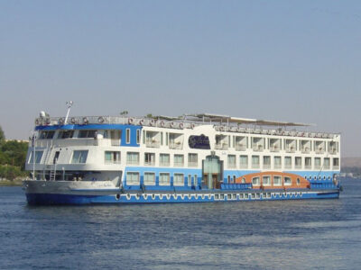 First-Class Nilschiff