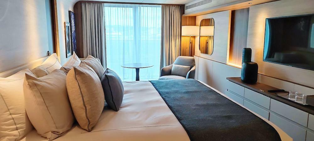 Privilege Stateroom Deck 6 - 6