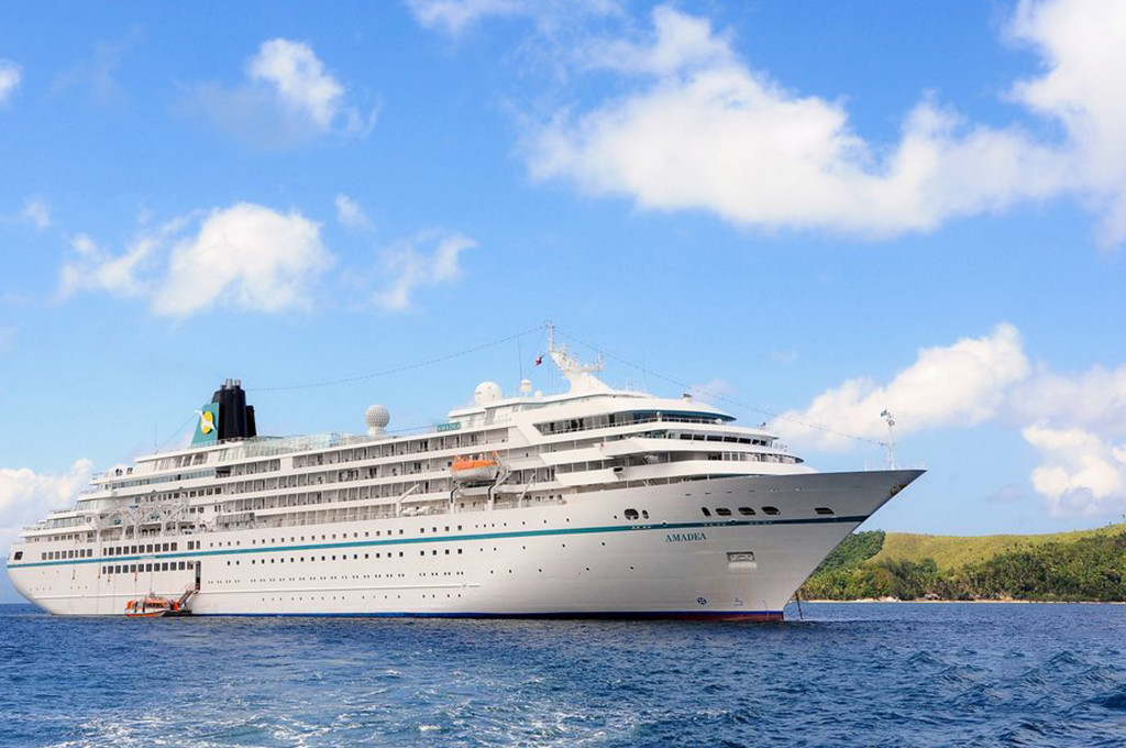 MS Amadea — Kreuzfahrtschiff