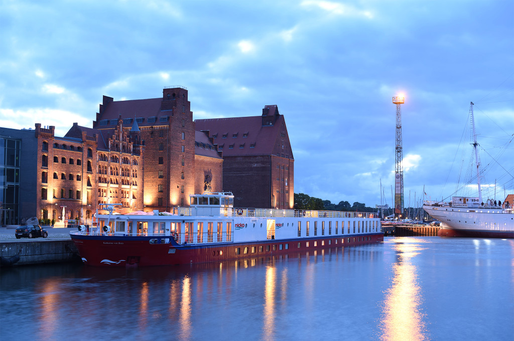 MS Katharina von Bora — Kreuzfahrtschiff