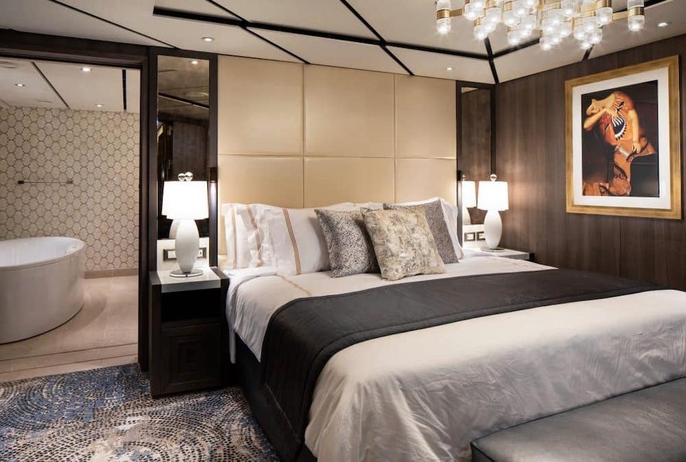 Pinnacle Suite