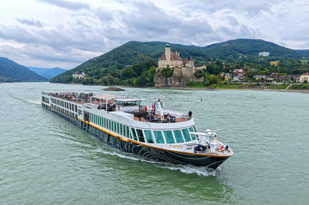 MS Rousse Prestige — Kreuzfahrtschiff