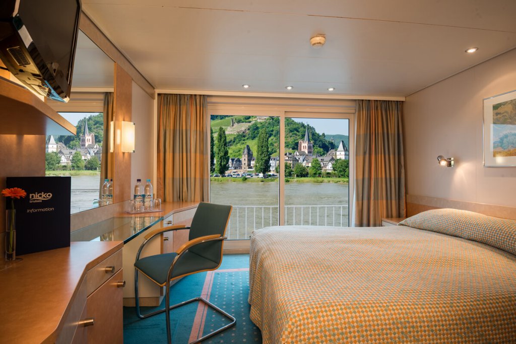 2-Bett Oberdeck achtern mit französischem Balkon