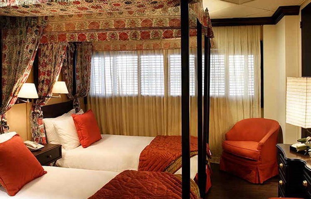 Luxury Cabin