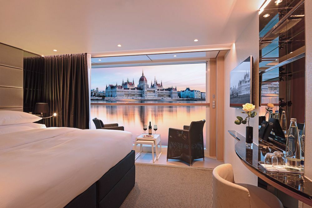 Deluxe Balcony Suite