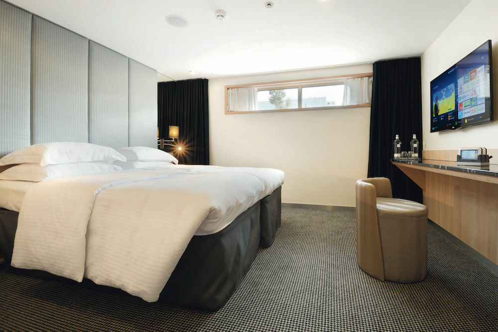 Standard Suite