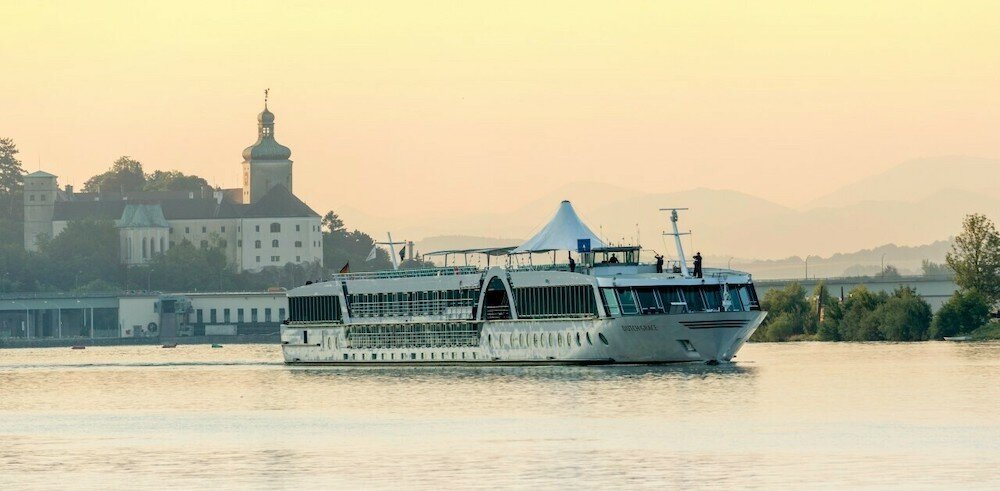 VistaGrace — Kreuzfahrtschiff