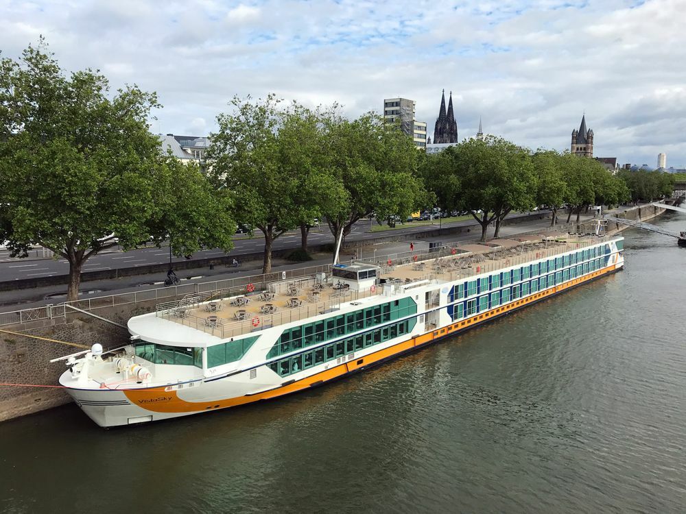 VistaSky — Kreuzfahrtschiff