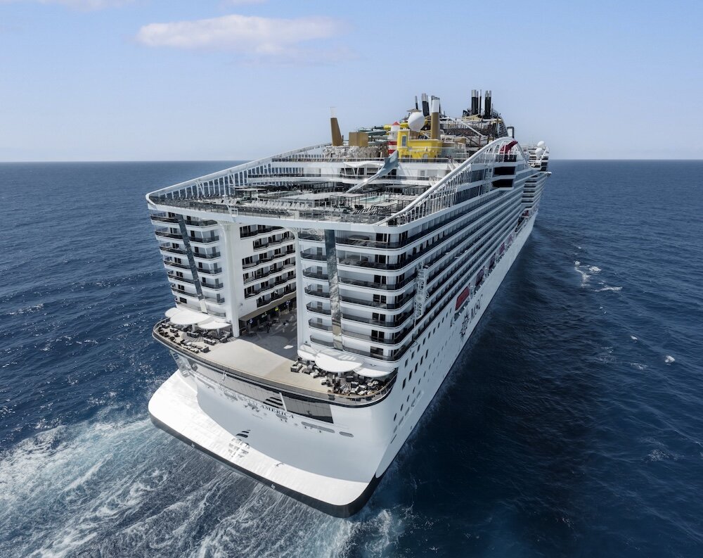 World America — Kreuzfahrtschiff