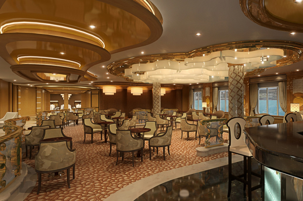 International Café mit eleganten Sitzbereichen und goldener Kronleuchter-Beleuchtung auf der Majestic Princess.