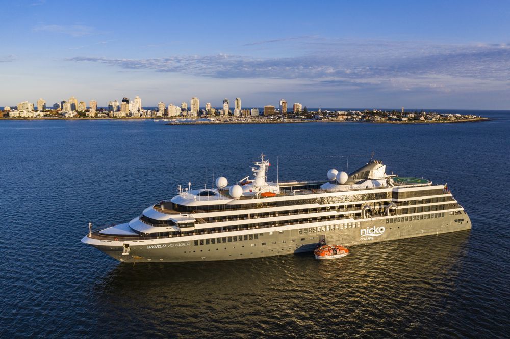 World Voyager — Kreuzfahrtschiff