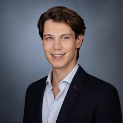Marek Pomorin — Spezialist für Premium-Kreuzfahrten, Cruise.ch